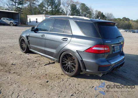 2012 Mercedes-Benz Ml 63 Amg 4Matic z USA, uszkodzony, nr VIN 4JGDA7EB0CA033186